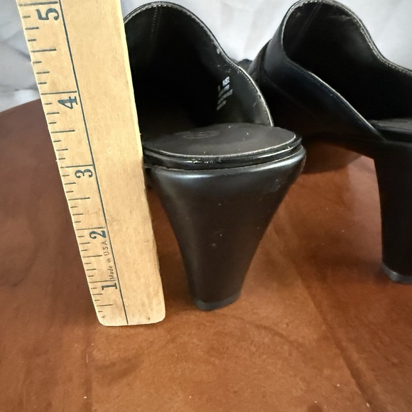 Bella Vita Black Leather Leopard Print Embossed Retro Mules Clogs Women Size 8W - Picture 9 of 13